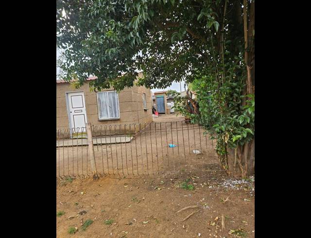 2 BEDROOM HOUSE FOR SALE IN PALM RIDGE